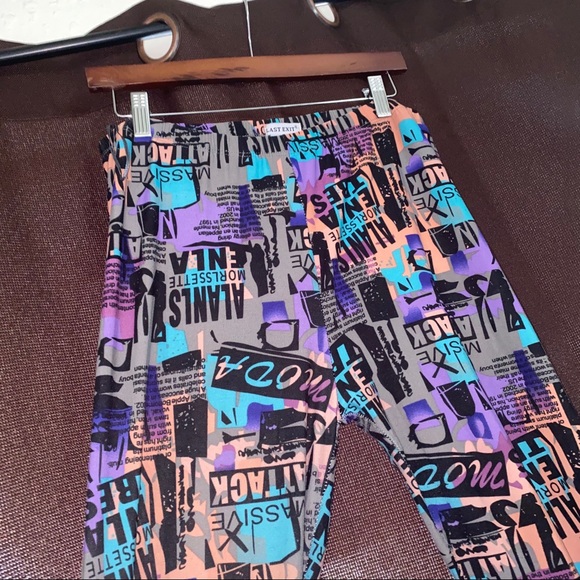 Pants - 🆕Write On Me Leggings🆕